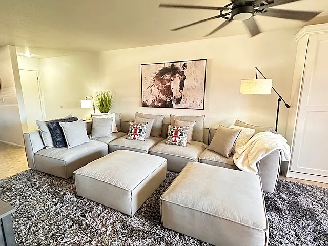 1 bed, 850 sqft, $2,200 — Photo 3