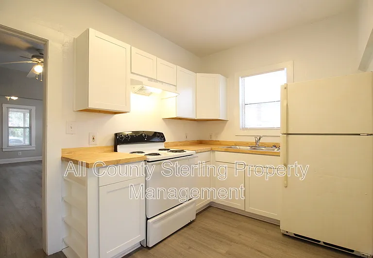 702 NW 2nd Ave — Photo 29