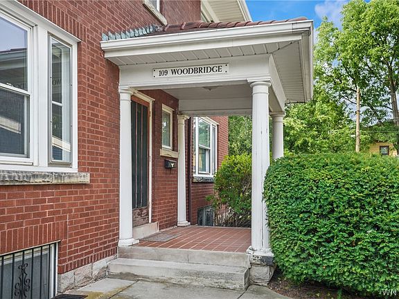 2nd image of 109 Woodbridge Ave