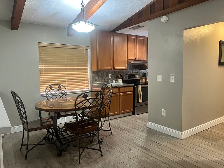4083 Groveland Ave — Photo 8