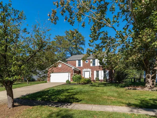 10040 Fox Chase Dr, Loveland, OH 45140