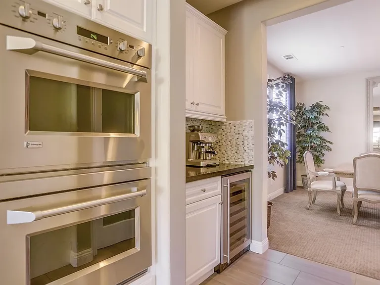16961 Crescent Creek Dr — Photo 30