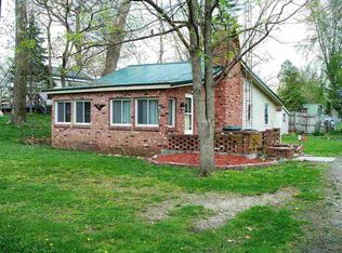 1909 S 3rd St, Albion, IN 46701