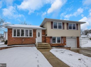 1130 W Valleybrook Rd, Cherry Hill, NJ 08034