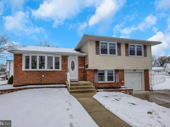 1130 W Valleybrook Rd, Cherry Hill, NJ 08034