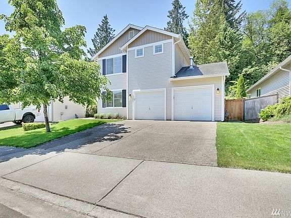 2nd image of 10001 194th Ave E