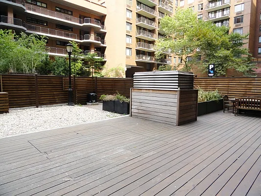 Rented by Battery Park Realty | media 20