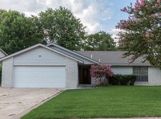 100 E Charlotte St, Broken Arrow, OK 74011