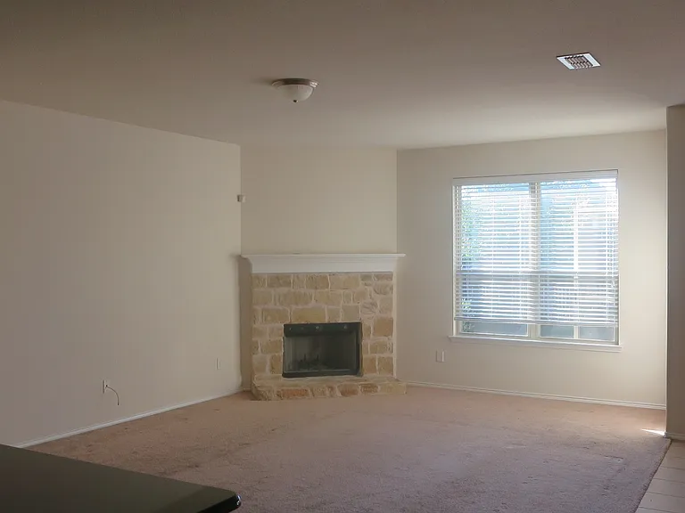 1706 Oak Glen Dr — Photo 16