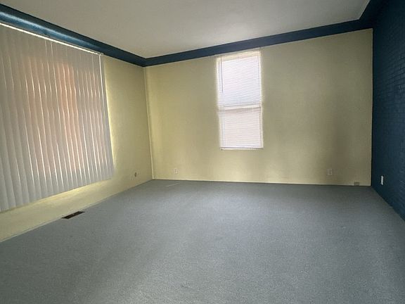 3rd image of 404 E Essex St