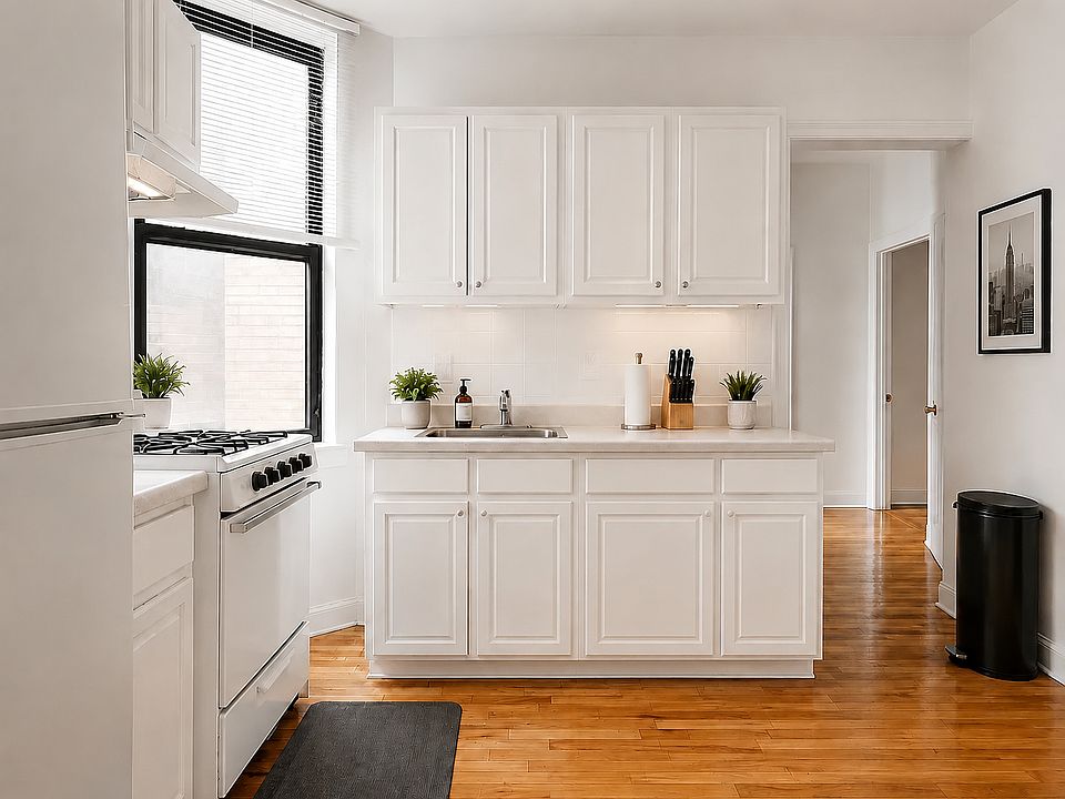208 E 7th St APT 1A, New York, NY 10009 | Zillow