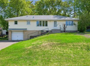 3032 Louisiana Ave N, Crystal, MN 55427