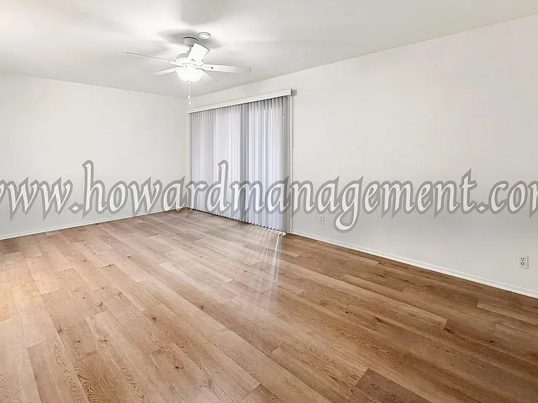 4605 Maytime Ln — Photo 13