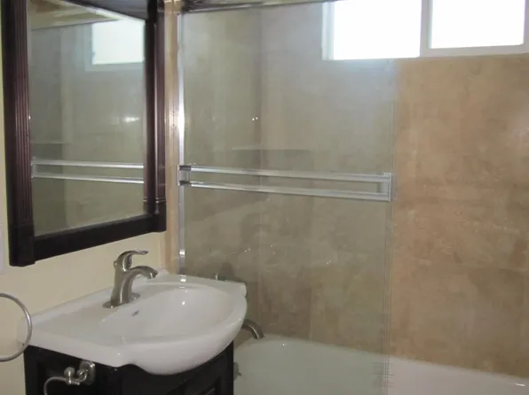 5775 Andasol Ave, Encino, CA 91316