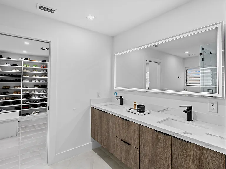 10955 SW 36th St — Photo 35