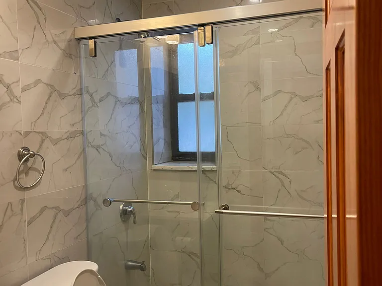 1056 Saint Nicholas Ave #1J — Photo 13
