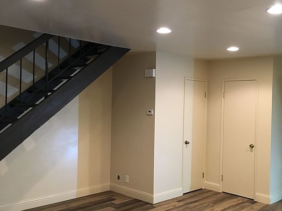 3rd image of 509 E Park Ave