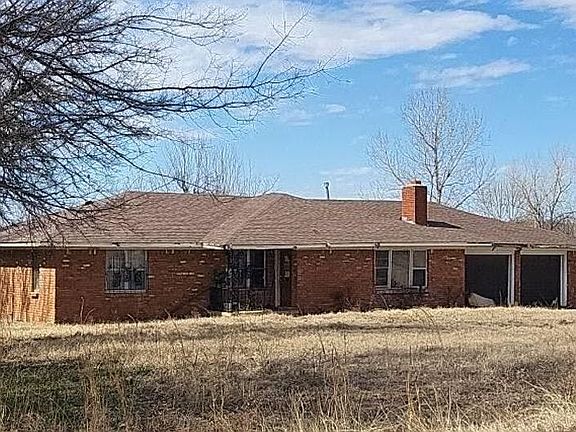 2nd image of 2921 N Anderson Rd