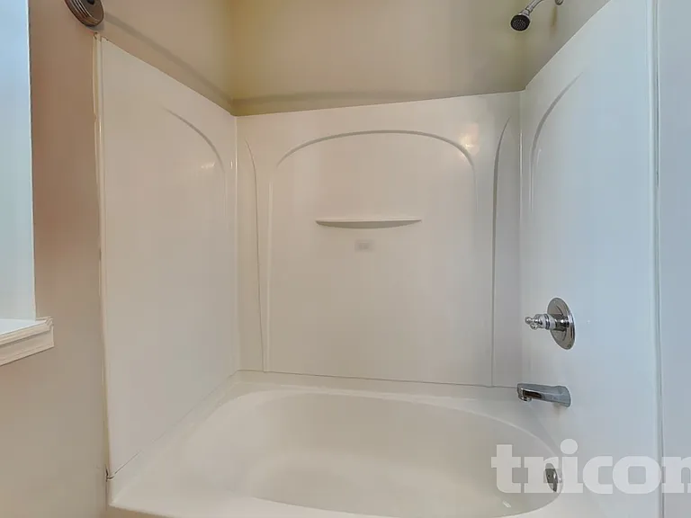 4384 Challedon Dr — Photo 20
