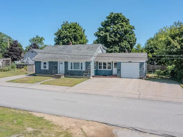 15 Yale Street, Rochester, NH 03867