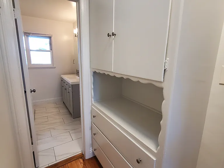 1755 E 2nd St #10 — Photo 10