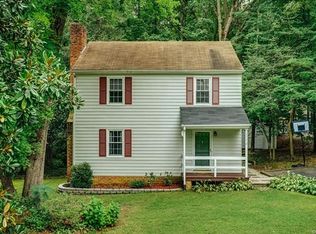 10417 Redbridge Rd, North Chesterfield, VA 23236