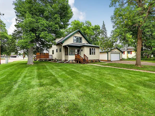 555 2nd Ave NW, Milaca, MN 56353