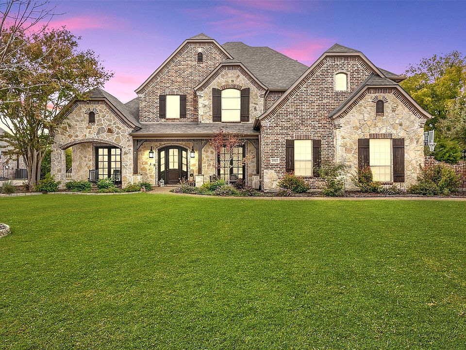 1st image of 1811 Blue Forest Dr