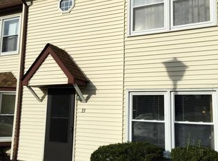 33 Colonial Ct, Jackson, NJ 08527