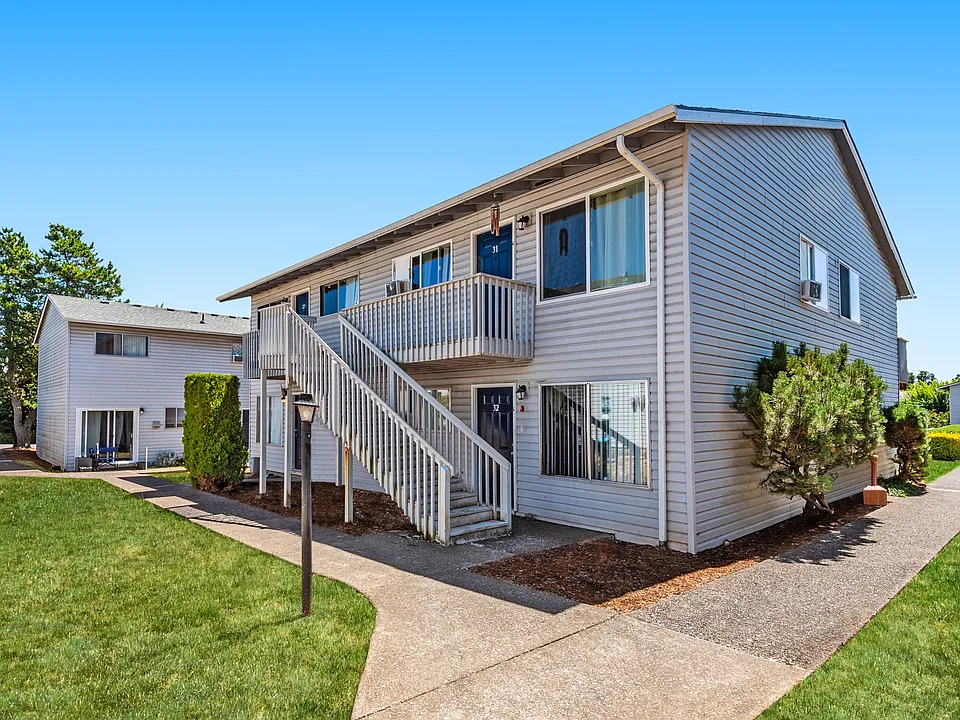Clipper Ridge Apartments