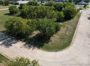 1409 Brookview Dr, Ardmore, OK 73401