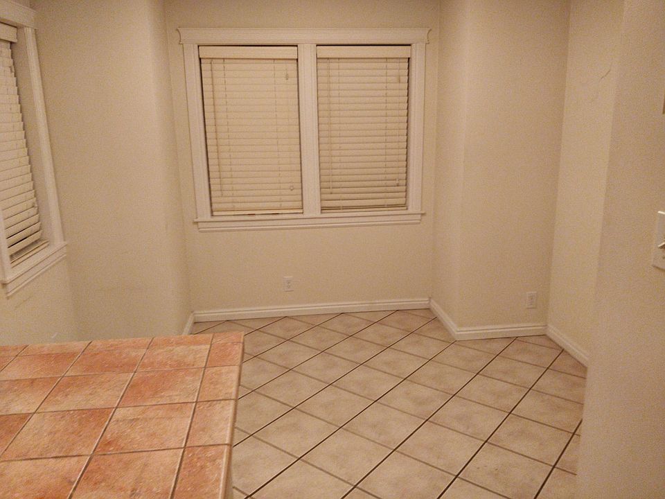 2nd image of 10747C Greenwood Ave N