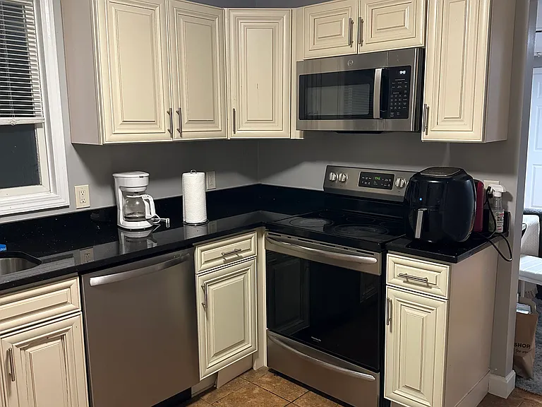 278 Charles St #2 — Photo 1
