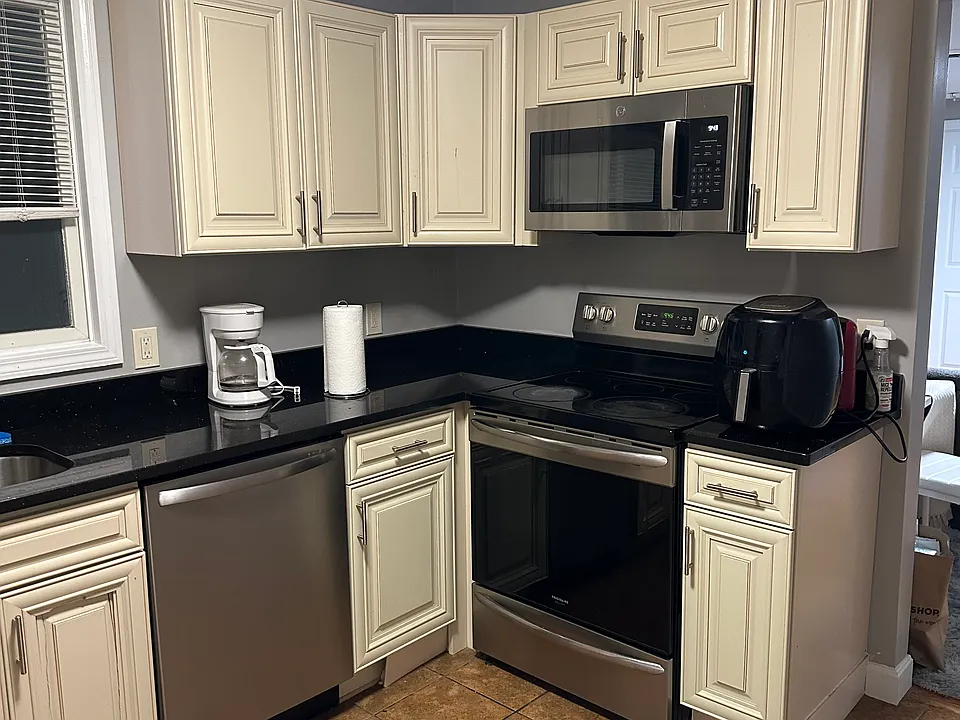 278 Charles St #2