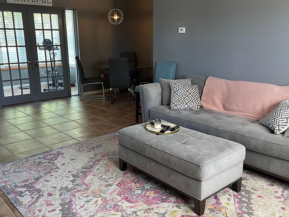 1st image of 7023 Cedarhurst Dr APT 2