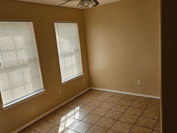 5th image of 1006 Lilia Dr #113