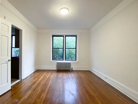 Rented by Reliance USA Inc | media 7