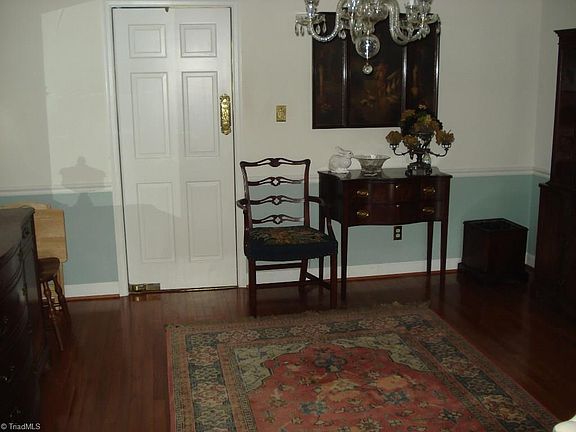 2nd image of 23D Fountain Manor Dr