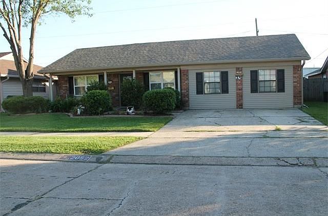 1st image of 2052 S Glencove Ln