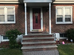 2 Wilson St, Greenwood Lake, NY 10925