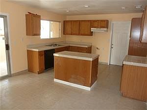 2nd image of 473 W 7th St