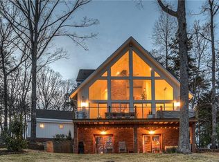 111 Channel Point Ln, Mooresville, NC 28117