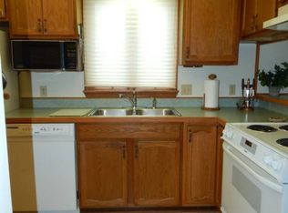 1508 Pheasant Ridge Dr, Midland, MI 48640