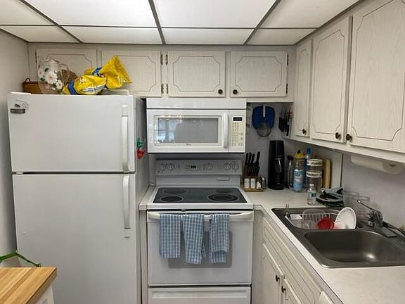 3rd image of 340 Horizons W APT 208