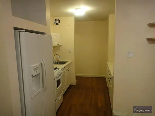 Rented by Brownstone Real Estate | media 6