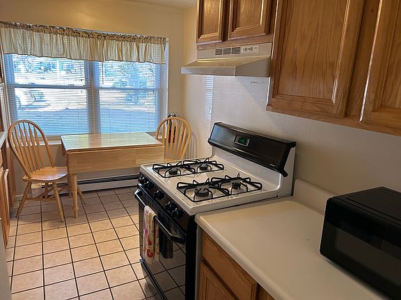 5th image of 30 Pine Valley Dr #31