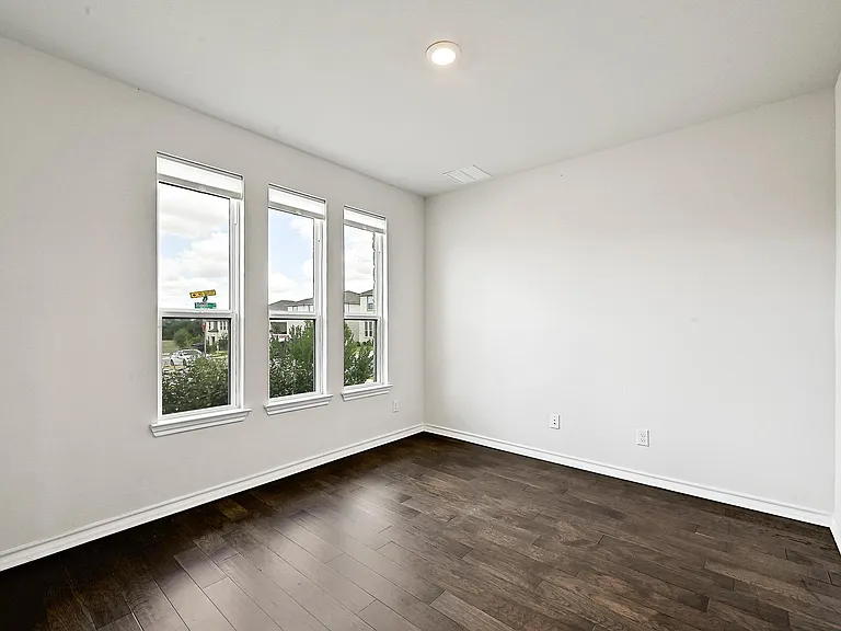 101 Tripoli Cv — Photo 9
