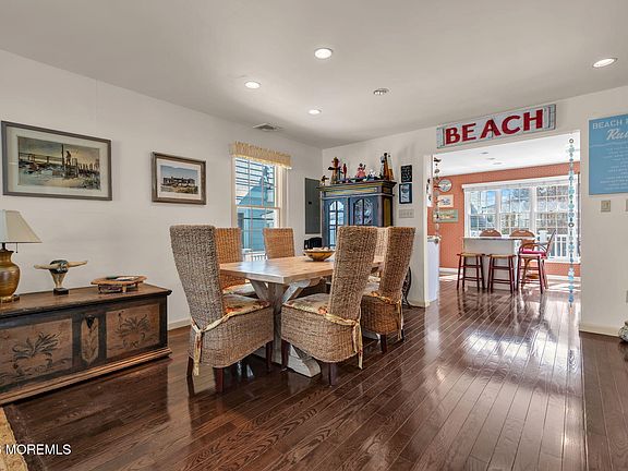 4th image of 112 Neptune Court