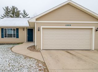 1809 Probst Dr SW, Cedar Rapids, IA 52404