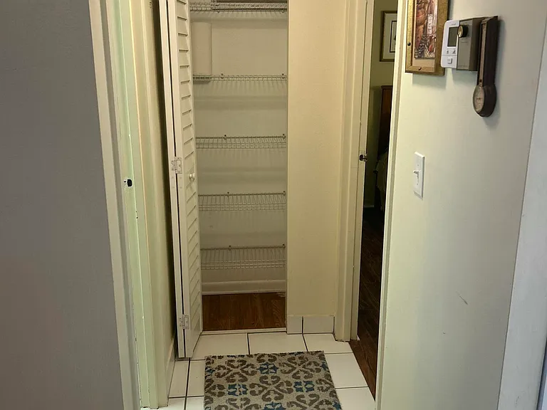2801 Somerset Dr #201 — Photo 13